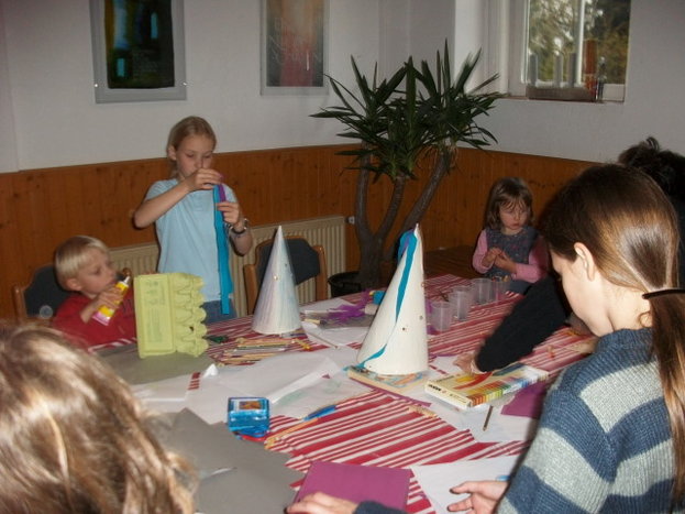 16.Gebastelt_wurde_auch.jpg